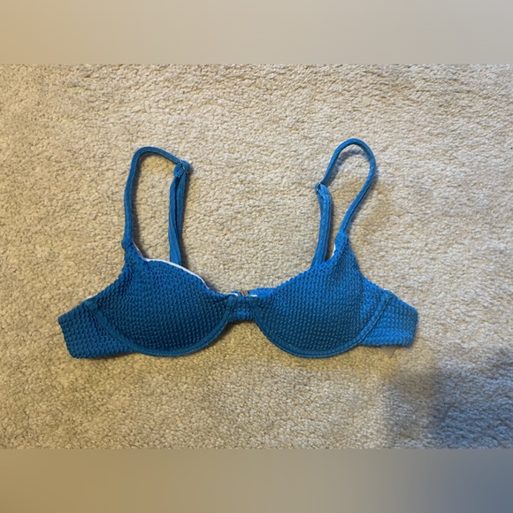Blue ruffled bikini👙 - Picture 5 of 8